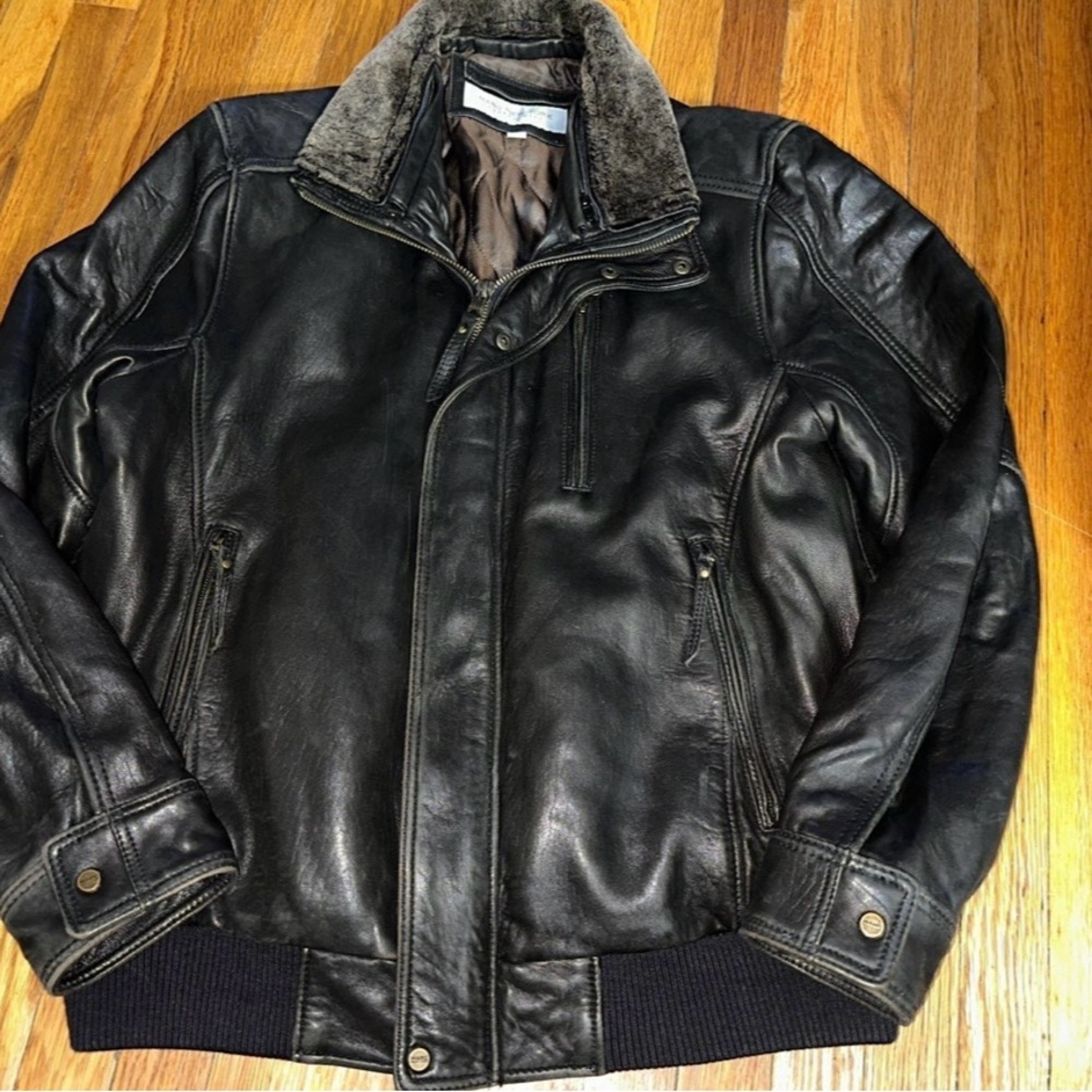 Vintage Andrew Marc leather jacket